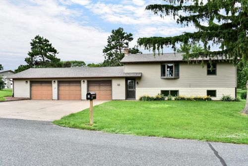 32 W 21st St, Cochrane, WI, 54622-7168 | Card Image