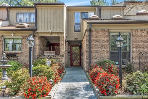 8073 Charter Oak Ln, Charlotte, NC, 28226-4783 | Card Image