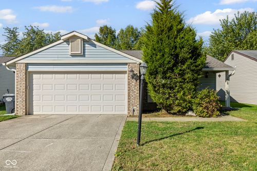 276 Westridge Blvd, Greenwood, IN, 46142-2131 | Card Image