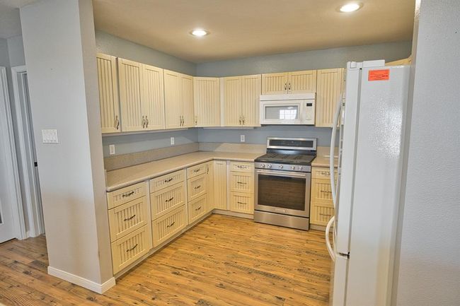 1709 County Road 441 D, House other with 3 bedrooms, 2 bathrooms and null parking in Brazoria TX | Image 24