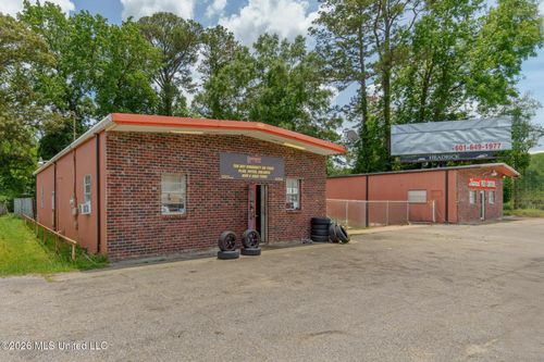 2909&2913 Hwy 15 N, Laurel, MS, 39440 | Card Image