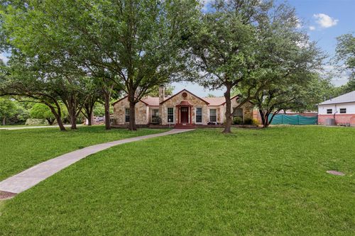 1402 Corto Dr, Dallas, TX, 75218-3205 | Card Image