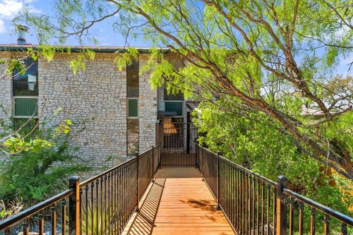 100 Semi Circle, Horseshoe Bay, TX, 78657 | Card Image