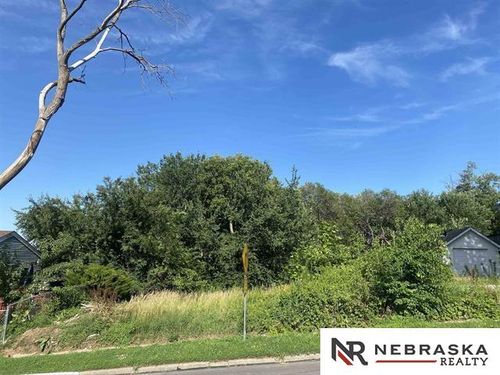 4940 N 35th St, Omaha, NE, 68111-1939 | Card Image