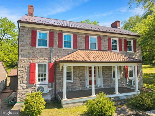 2877 Yellow Springs Dr, WILLIAMSBURG, PA, 16693-6622 | Card Image