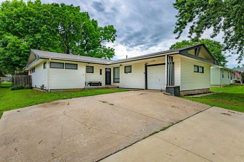 525 Marmaton Rd, El Dorado, KS, 67042-3024 | Card Image