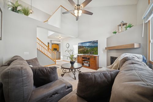 68-14090 Plymouth Ave, Burnsville, MN, 55337-5711 | Card Image