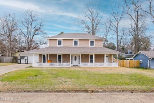 108 Pebble Ln, Clinton, MS, 39056-5814 | Card Image