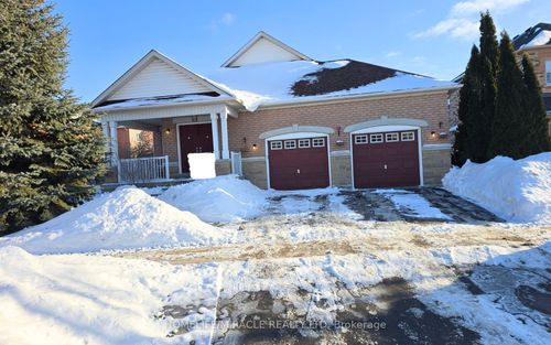 28 Rouge Bank Dr, Markham, ON, L3S4C7 | Card Image