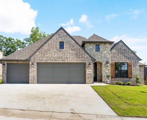 1604 Pinecrest Drive, Claremore, OK, 74017 | Card Image