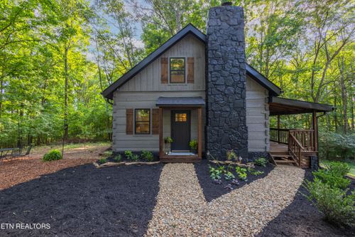 1331 Ida Dr, Knoxville, TN, 37920-9004 | Card Image