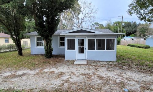 1007 Ne 23rd St, Gainesville, FL, 32641-4833 | Card Image