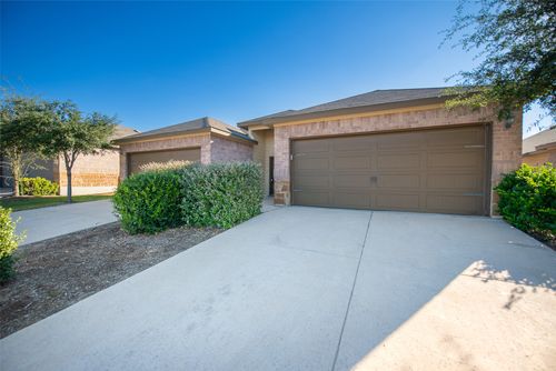 b-245 Joanne Loop, Buda, TX, 78610-3894 | Card Image