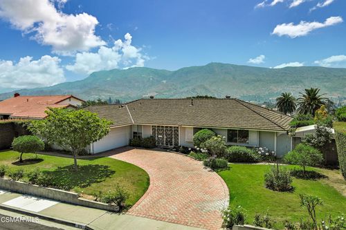 370 E View Dr, Santa Paula, CA, 93060-1619 | Card Image