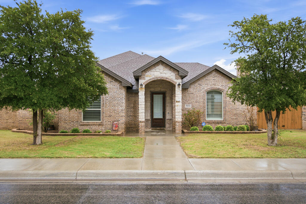 5604 Dunbarton Oaks Blvd, For Sale in Midland - eXp Realty