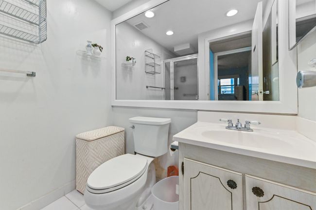 104 Saxony C, Condo with 2 bedrooms, 2 bathrooms and null parking in Delray Beach FL | Image 16