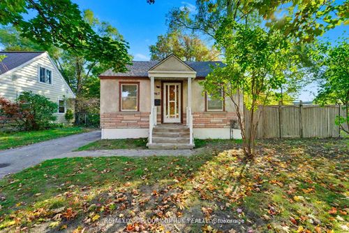 967 Merivale Rd, Ottawa, ON, K1Z6A3 | Card Image