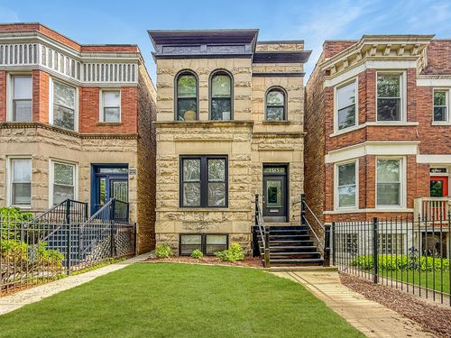 1513 W Addison St, Chicago, IL, 60613-3613 | Card Image
