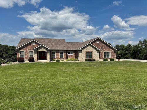 10 Bryants Creek Dr, Elsberry, MO, 63343-3054 | Card Image