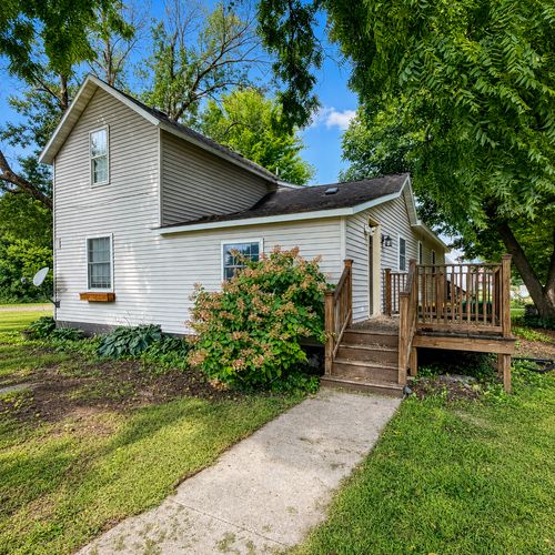 212 W Grant St, Ceylon, MN, 56121-4022 | Card Image