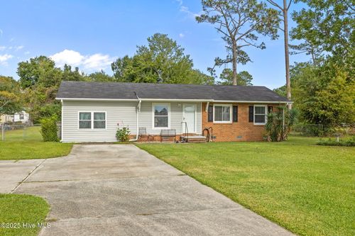 8202 Highway 70, Newport, NC, 28570-6820 | Card Image