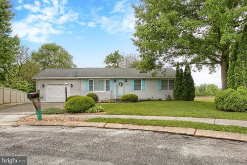 29 Hughes Dr, ABBOTTSTOWN, PA, 17301-9508 | Card Image