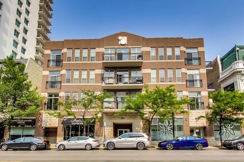 302-1919 Michigan Ave, Chicago, IL, 60616-4679 | Card Image