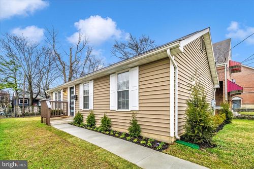 1015 48th Pl Ne, WASHINGTON, DC, 20019-3912 | Card Image