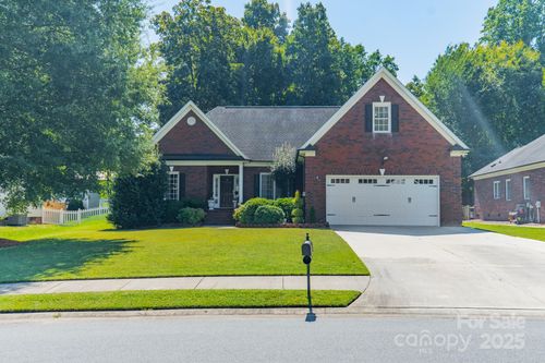 5163 Rocky River Crossing Rd, Harrisburg, NC, 28075-3913 | Card Image