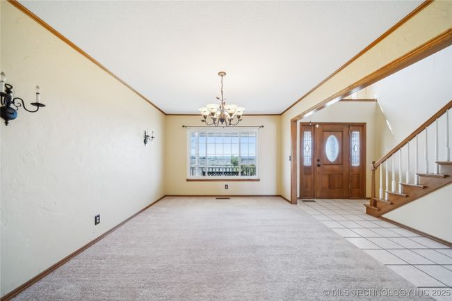 28002 Us 75 Hwy, House other with 4 bedrooms, 4 bathrooms and null parking in Ochelata OK | Image 9