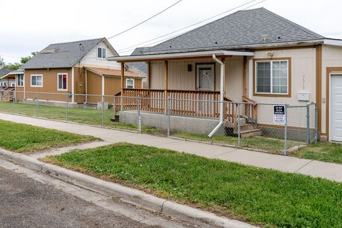 202 S 30th St, Billings, MT, 59101-4043 | Card Image