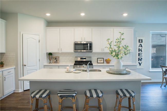 770 Leadtree Loop, House other with 4 bedrooms, 3 bathrooms and 3 parking in Buda TX | Image 9