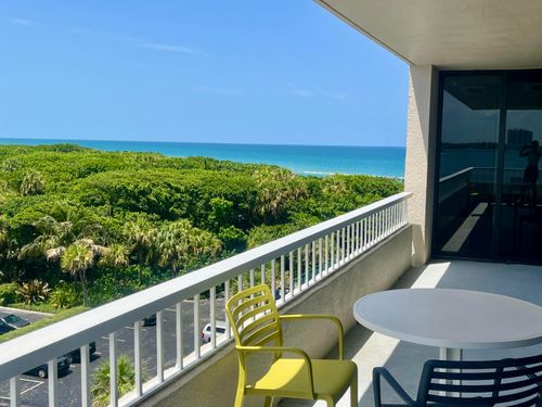 6d-5550 N Ocean Dr, Riviera Beach, FL, 33404-2513 | Card Image