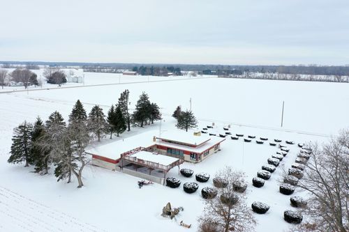 15884 W 3500n Rd, Essex, IL, 60935-6067 | Card Image