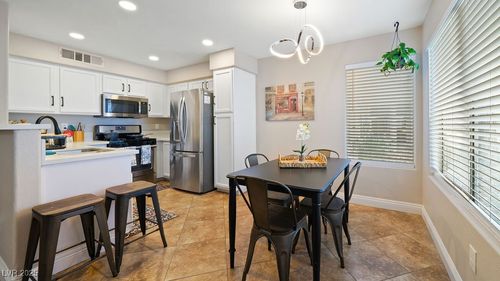 unit-101-3123 Key Largo Dr, Las Vegas, NV, 89120-5276 | Card Image