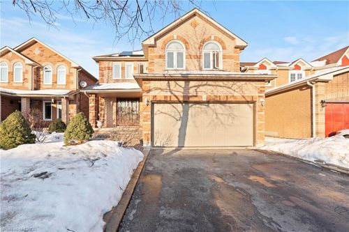 49 Lockwood Road, Brampton, ON, L6Y4T7 | Card Image