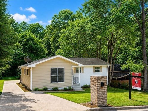 1149 Isa Dr Se, Atlanta, GA, 30315-7018 | Card Image