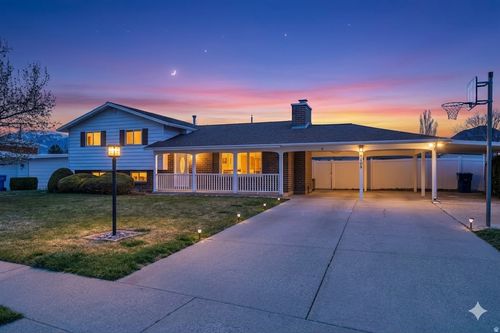 5505 S Somerset Way, Murray, UT, 84117-7245 | Card Image