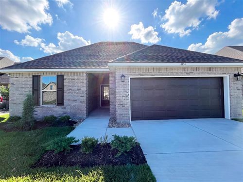 4454 Lakes Edge Dr, Lake Charles, LA, 70607-4340 | Card Image