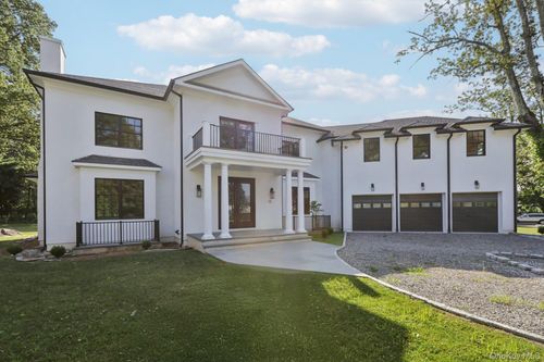 15 High Point Ter, Scarsdale, NY, 10583-3127 | Card Image