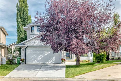 117 Evergreen Pl Sw, Calgary, AB, T2Y3K7 | Card Image