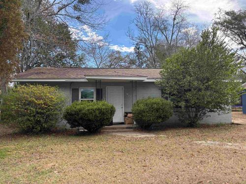 733 S Shelfer St, QUINCY, FL, 32351-4120 | Card Image