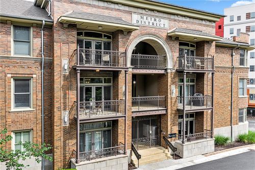 206-600 W Meadow St, Fayetteville, AR, 72701-5058 | Card Image