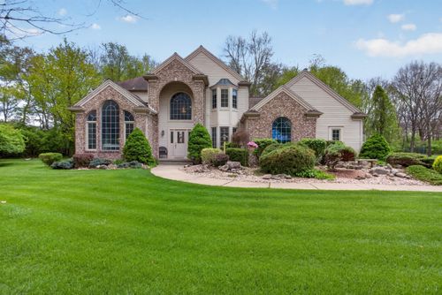 4809 Stonewood Drive, Spring Arbor Township, MI, 49201 | Card Image