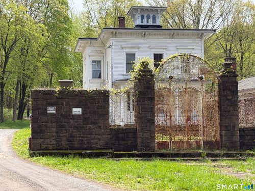 62R Silver St, Middletown, CT, 06457 | Card Image