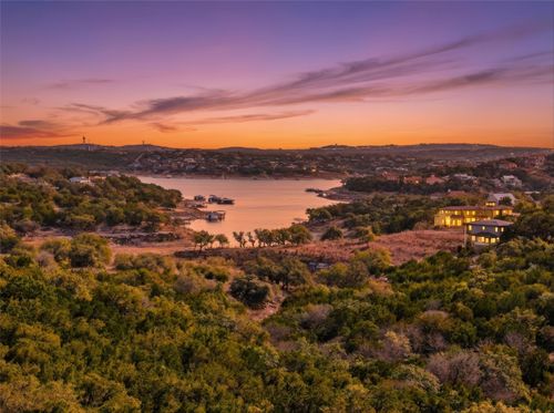 701 N Angel Light Dr, SPICEWOOD, TX, 78669 | Card Image