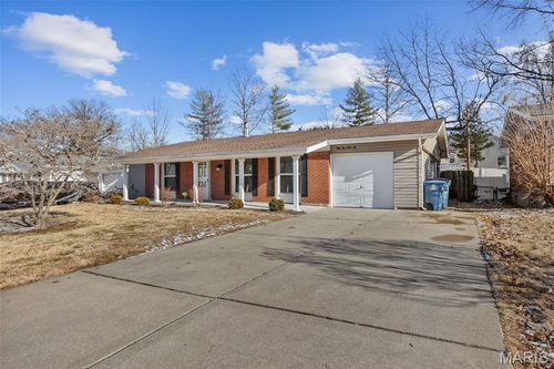 3346 Cordes Dr, Saint Louis, MO, 63125-4430 | Card Image