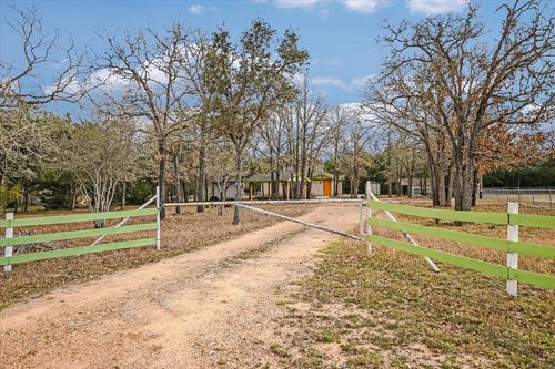 309 Stolle Ln, Flatonia, TX, 78941-5904 | Card Image