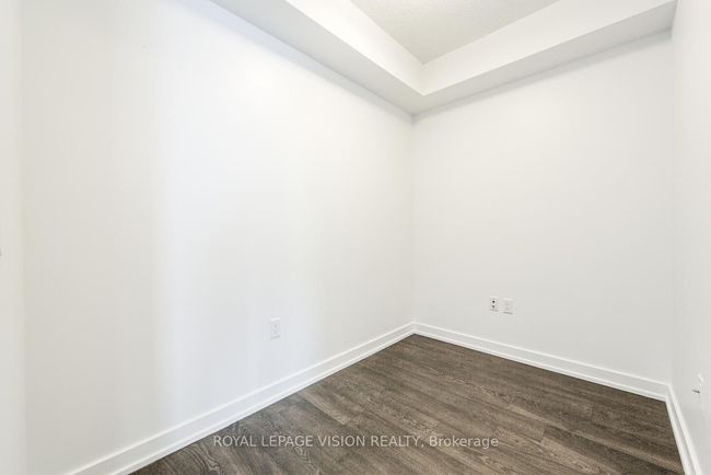 2104 - 10 York St, Condo with 2 bedrooms, 1 bathrooms and null parking in Toronto ON | Image 26