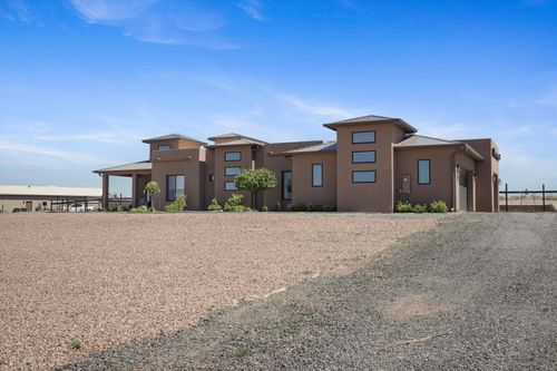 10 E Serena Ln, Santa Fe, NM, 87508-4477 | Card Image